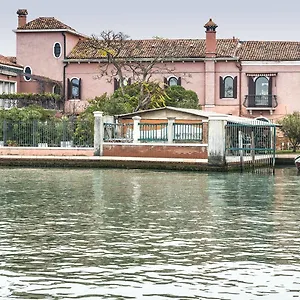 Couette-café Lina, Venise